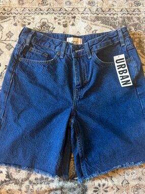 URBAN BDG brand new with tags size 26 jean shorts in bright blue